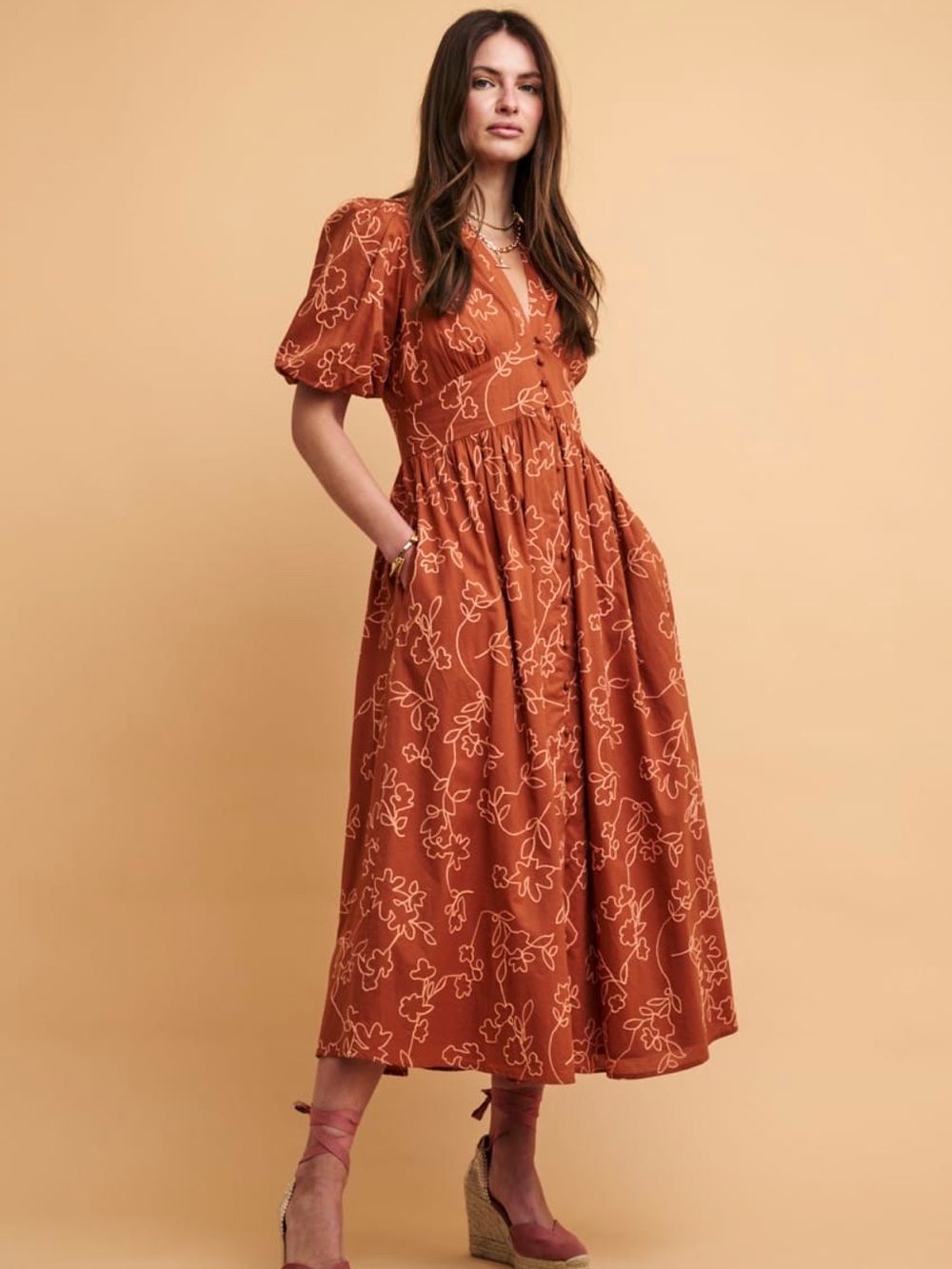 Nobody’s Child Rust Floral V-Neck Maxi Dress with Puff Sleeves Size 8
